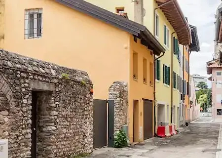 Terratetto In Centro + Parcheggio Apartament Udine