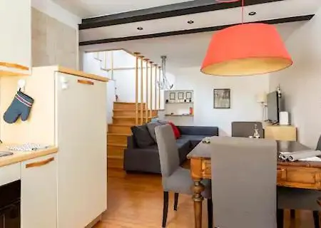 Terratetto In Centro + Parcheggio