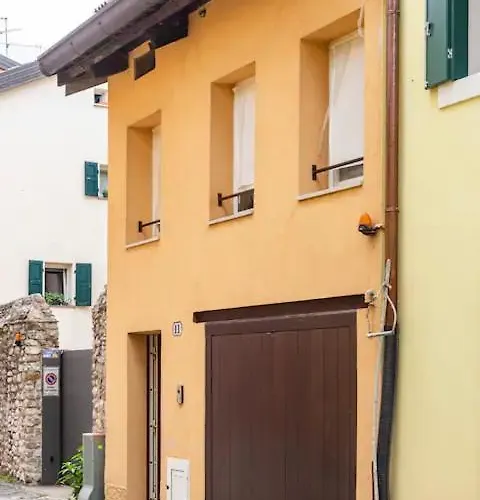 Terratetto In Centro + Parcheggio Apartment